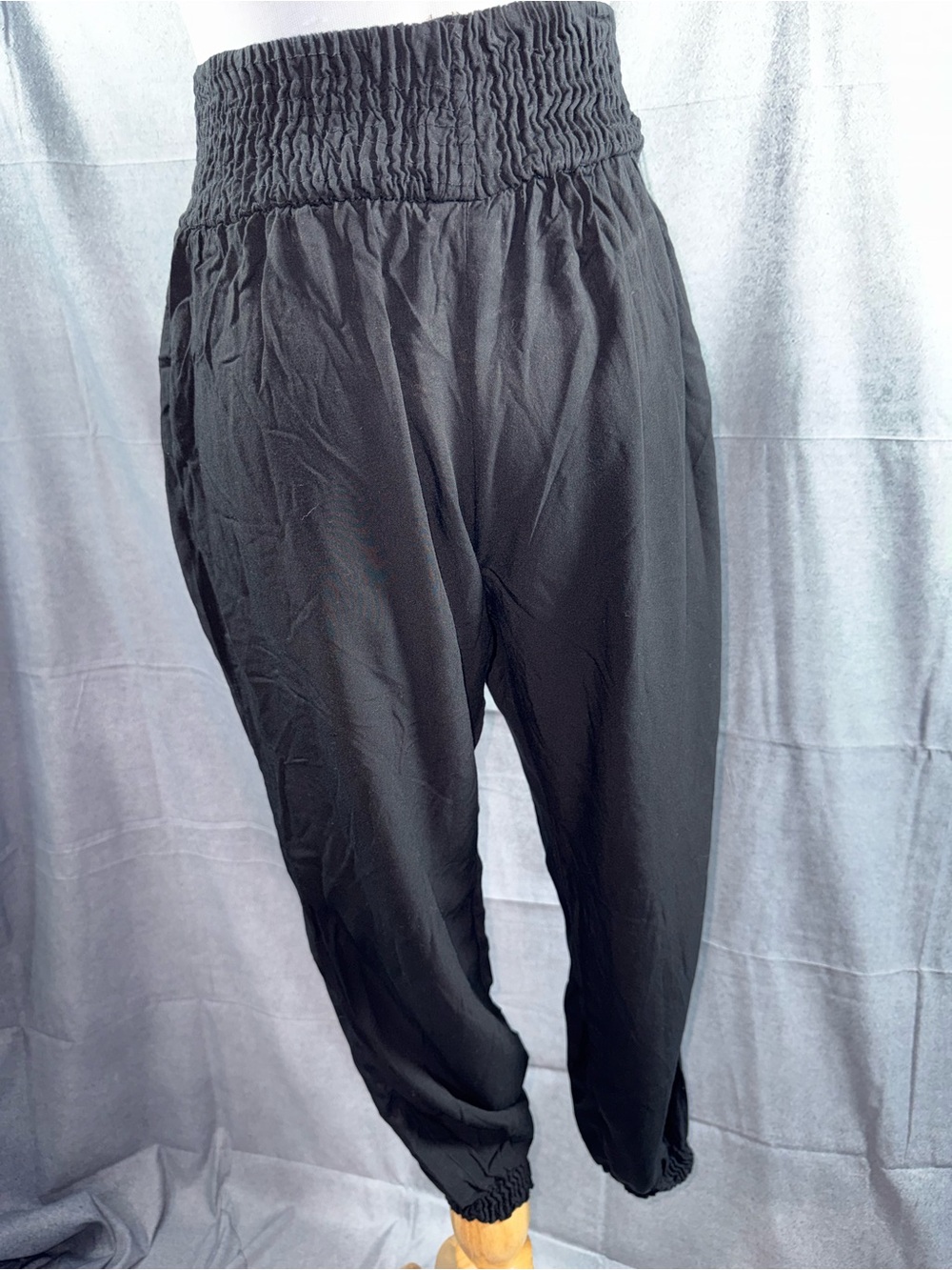 2535-Rue21 Black Smocked-Waist Jogger Pants